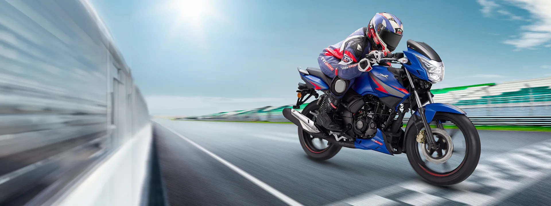 apache rtr 160 2v refresh Full Banner Image